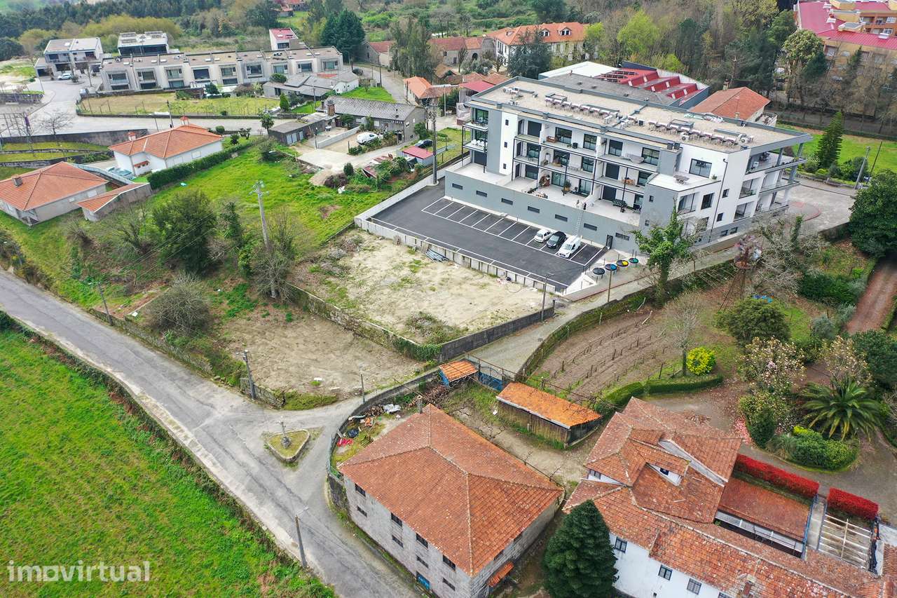 Terreno em Cristelo com 1054 m² – Excelente Localização - Grande imagem: 2/4