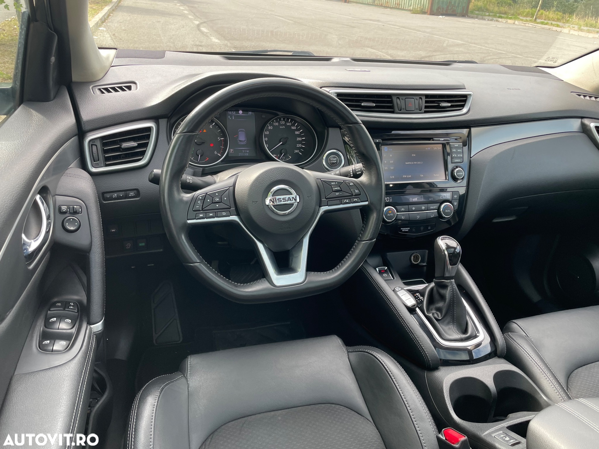 Nissan Qashqai 1.6 DCI Start/Stop X-TRONIC Tekna - 3