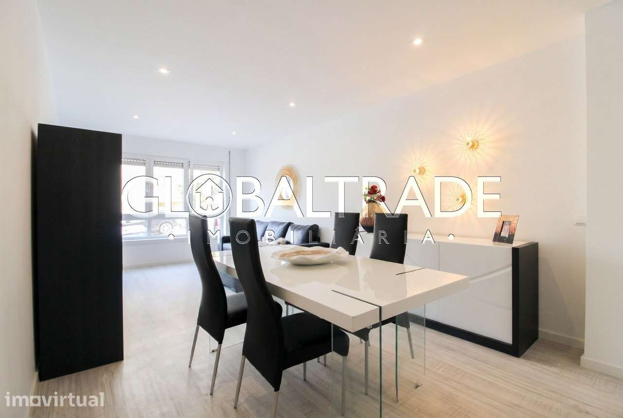 Apartamento T2 Renovado em Valbom - Grande imagem: 2/44