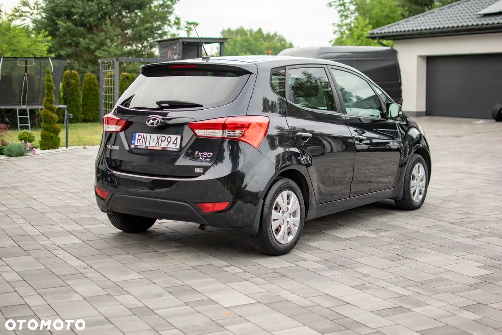 Hyundai ix20 - 19