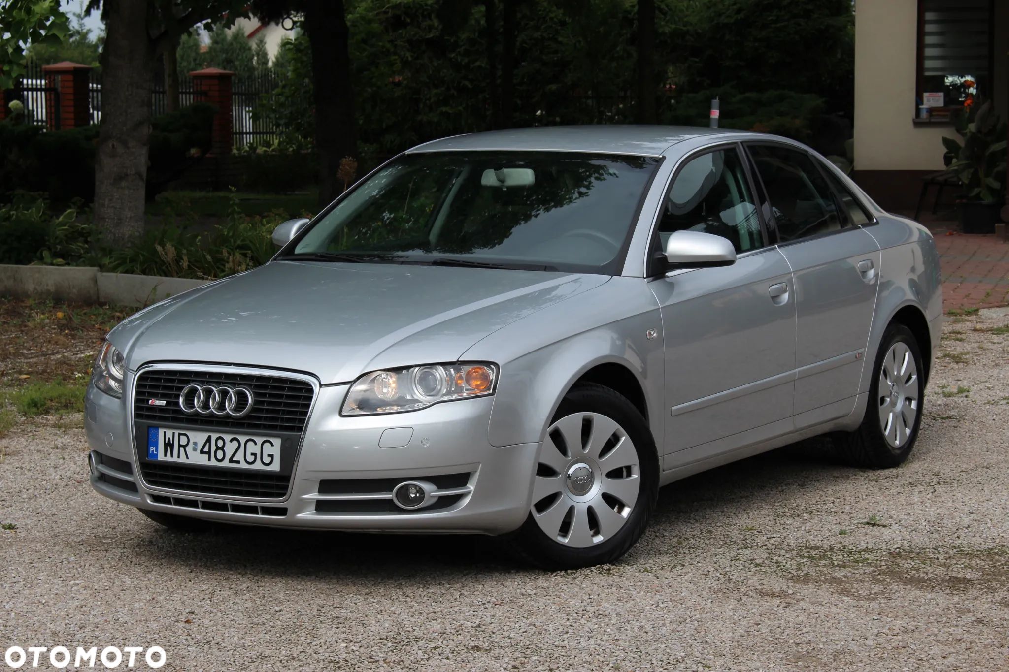 Audi A4 2.0 - 1
