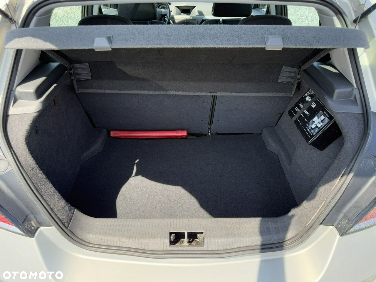 Opel Astra 1.4 Enjoy - 24