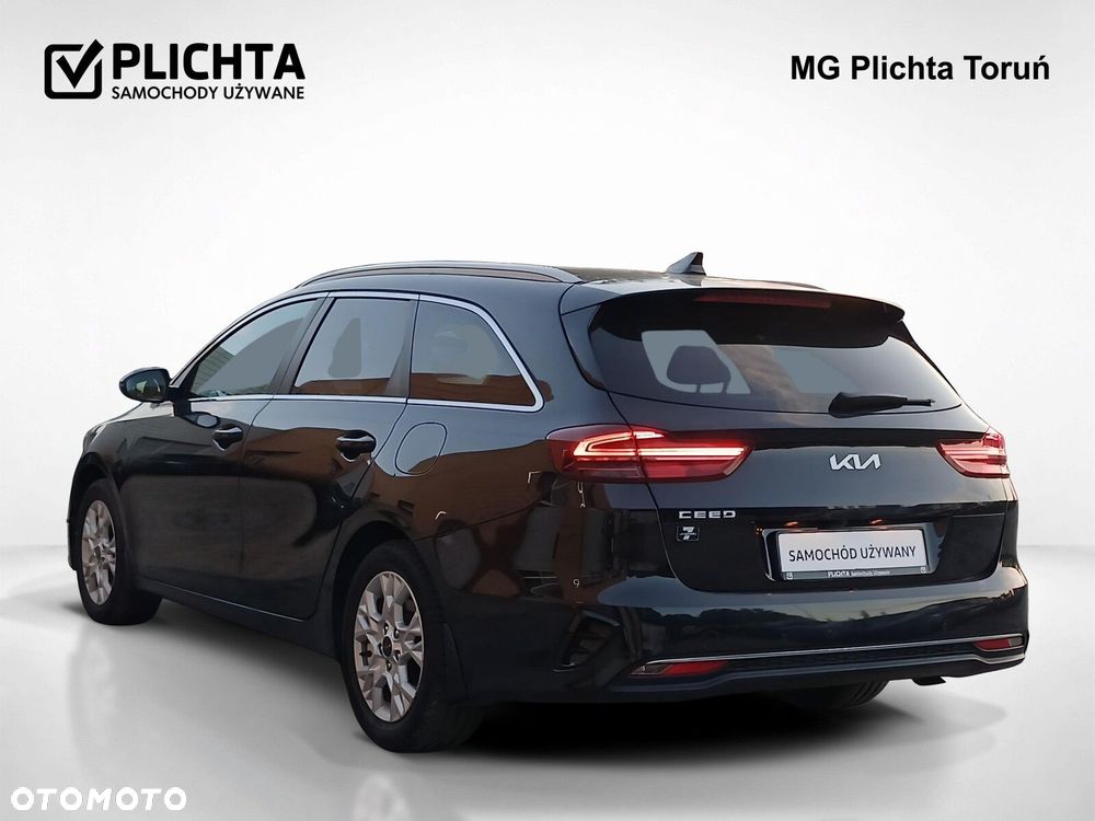 Kia Ceed - 4