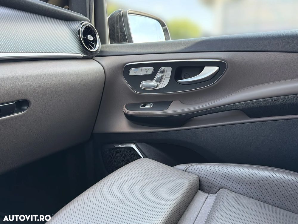 Mercedes-Benz V 300 d Extralang 4Matic 9G-TRONIC Special Edition Avantgarde - 27