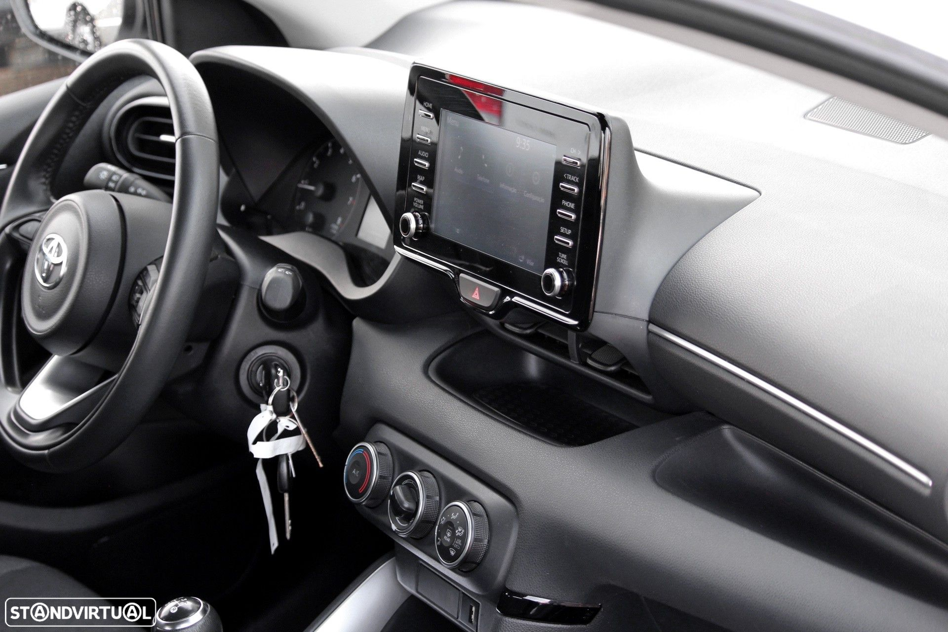 Toyota Yaris 1.0 VVT-i Comfort - 9