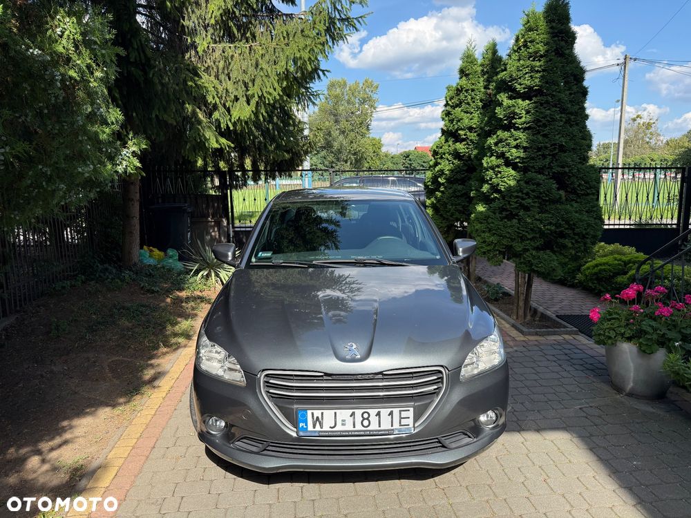 Peugeot 301 1.6 VTi Active - 2