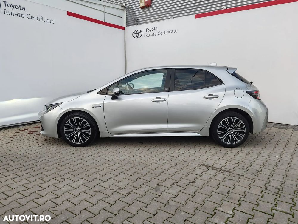 Toyota Corolla 1.8 Hybrid Team Deutschland - 4