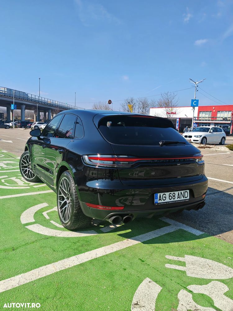 Porsche Macan - 4