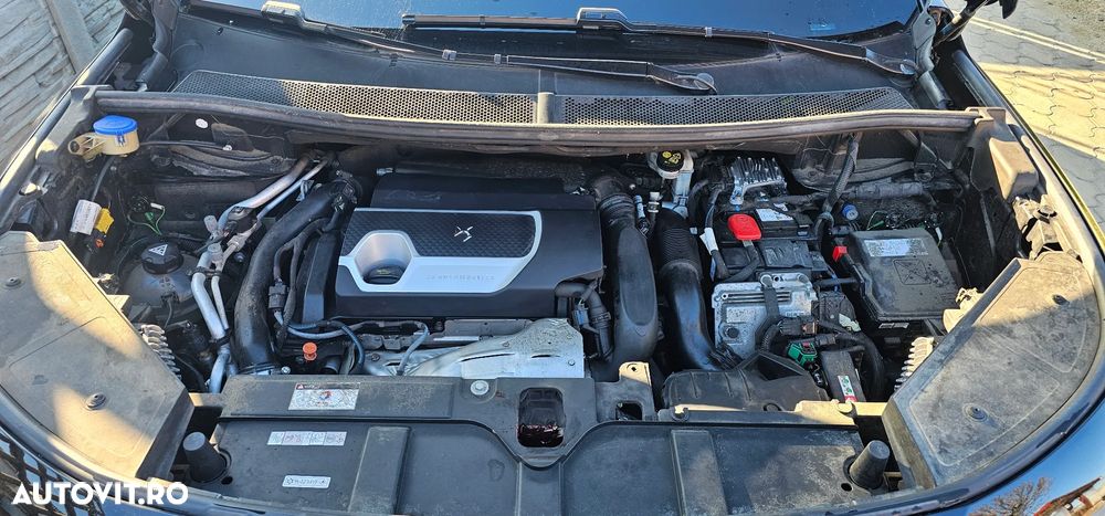 DS Automobiles DS 7 Crossback 1.6 PHeV FWD 225 EAT8 PERFORMANCE LINE + - 33