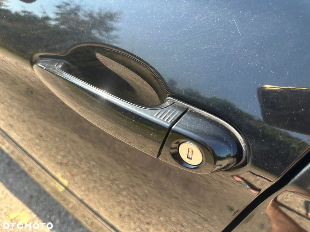 BMW Seria 3 328i Sport-Aut Sport Line - 24