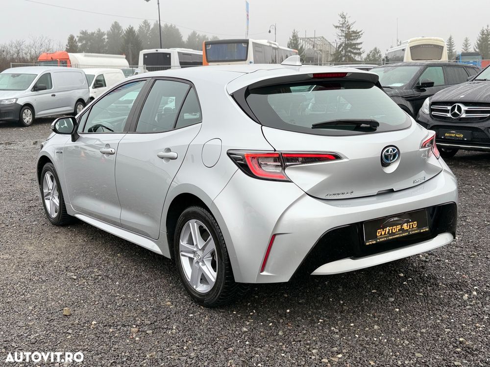 Toyota Corolla 1.8 Hybrid Comfort - 6