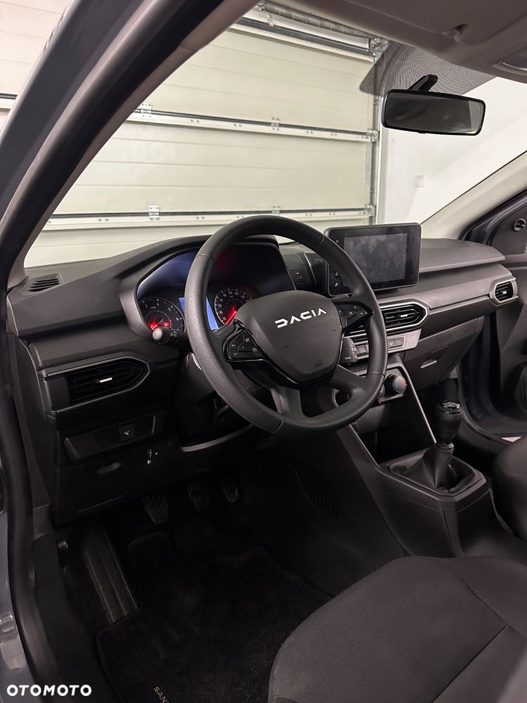 Dacia Sandero SCe 65 Essential - 10
