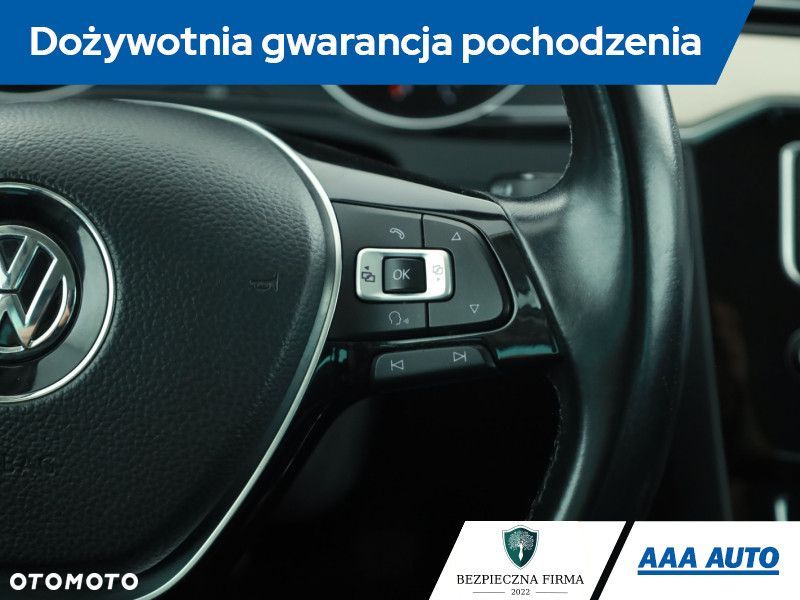 Volkswagen Passat Variant - 21