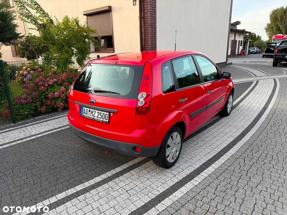 Ford Fiesta 1.3 Style - 11