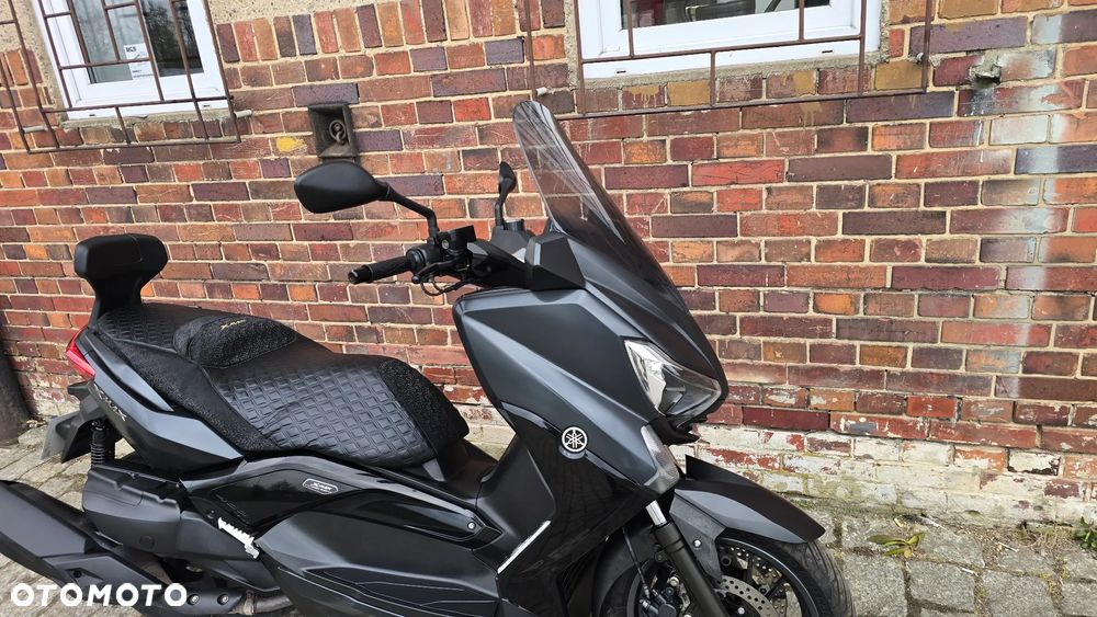 Yamaha X-max - 22