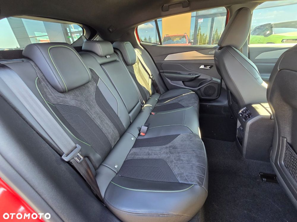 Peugeot 408 1.2 PureTech mHEV GT Exclusive S&S e-DSC6 - 4