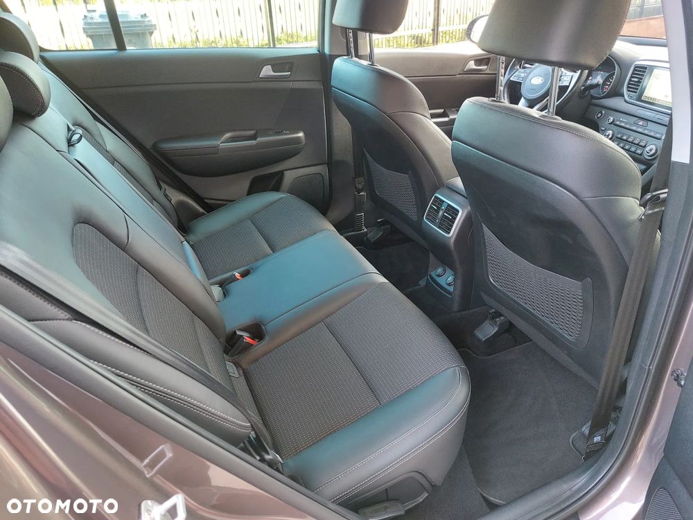 Kia Sportage 1.6 T-GDI 2WD DCT SPIRIT - 10