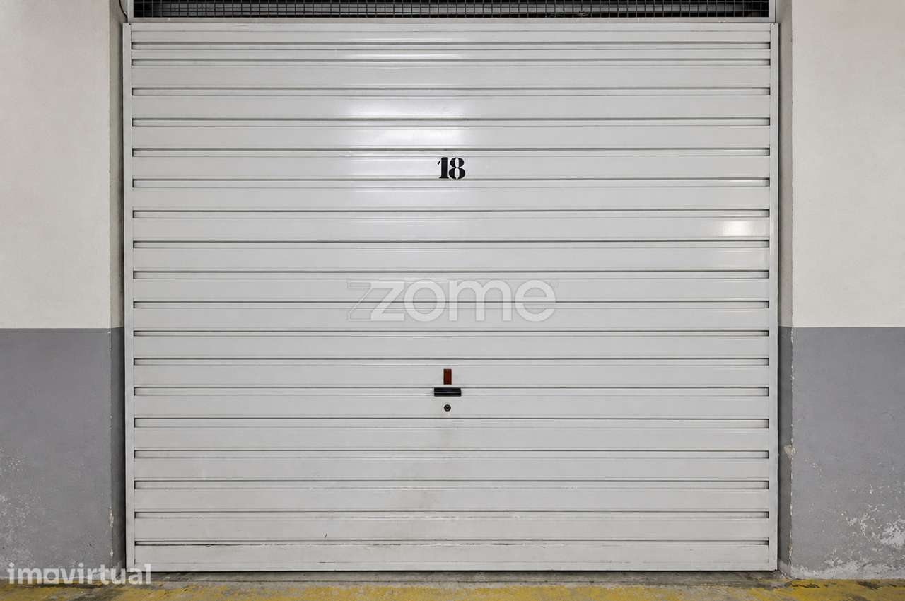 Garagem em Maximinos, Braga - Grande imagem: 3/18