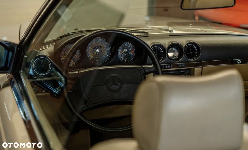 Mercedes-Benz SL - 10