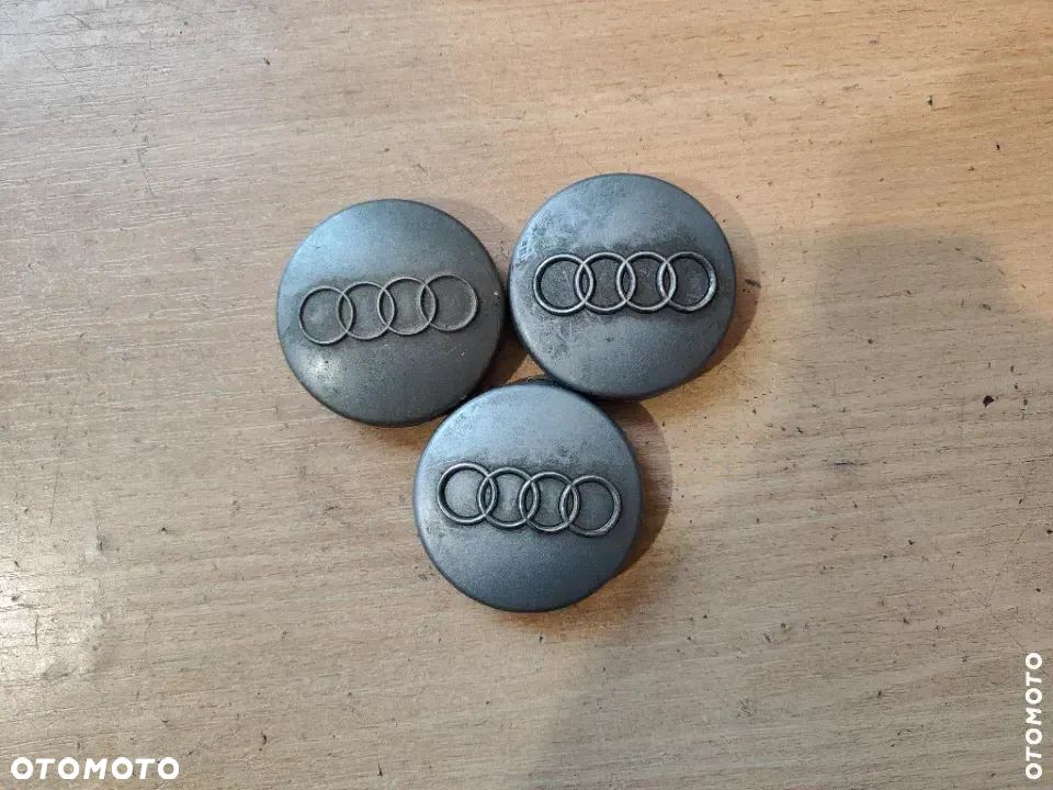Dekielek koła Audi A3,A4,A6,A5 4B0601170 - 2
