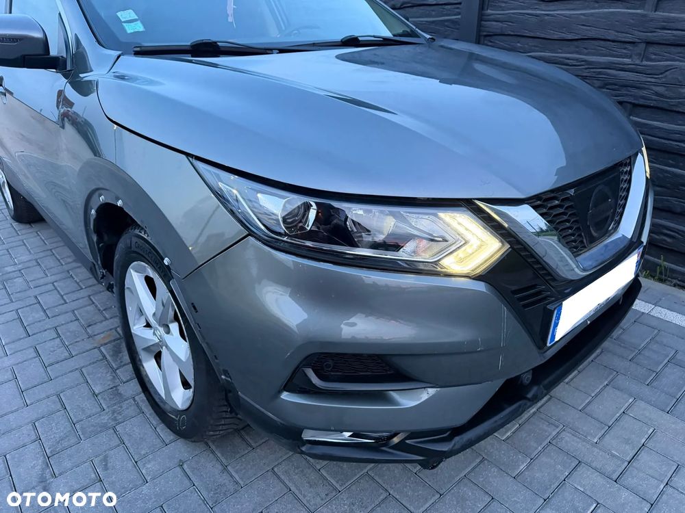 Nissan Qashqai 1.6 DCi Xtronic N-Connecta - 24