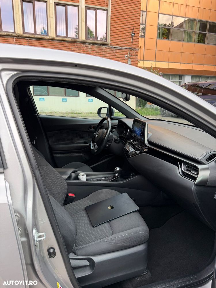 Toyota C-HR - 9