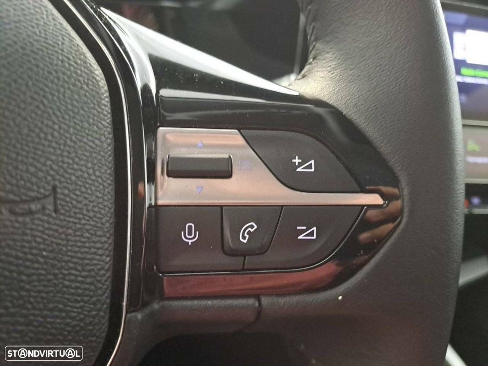 Peugeot 308 1.5 BlueHDi Allure EAT8 - 17