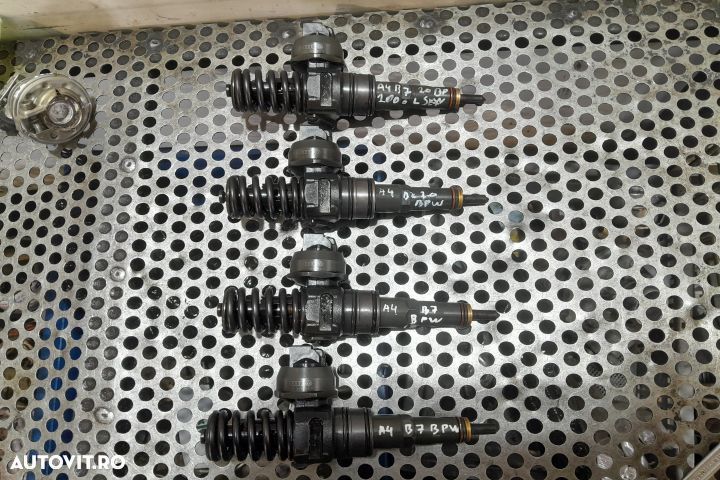 SET INJECTOARE 038130073BJ Audi A4 B7 [2004 - 2008] Avant wagon 5-usi - 1