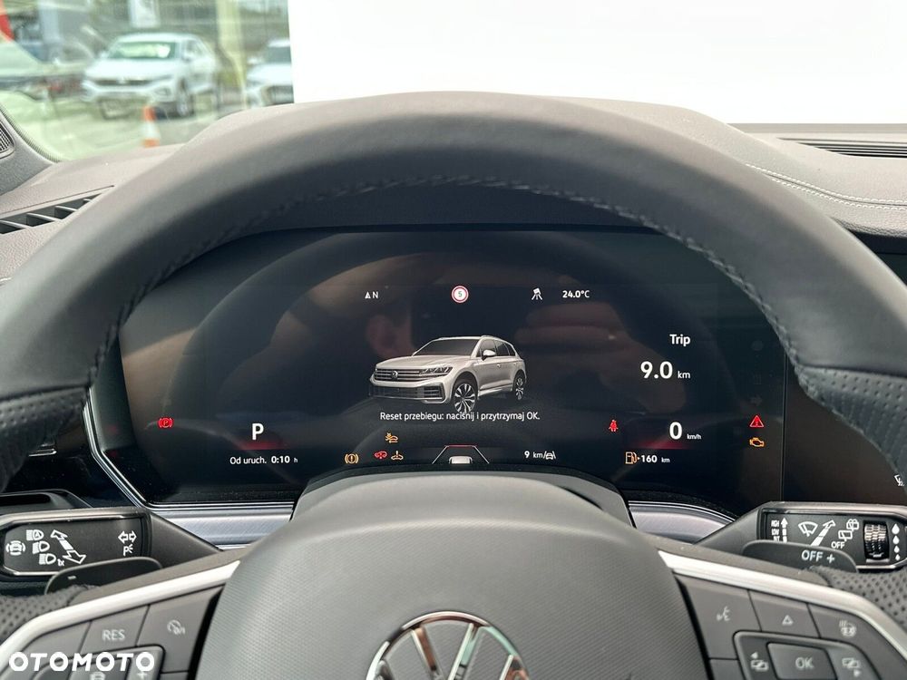 Volkswagen Touareg 3.0 V6 TDI SCR 4Mot R-Line - 32