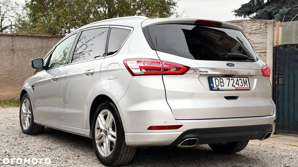 Ford S-Max 2.0 EcoBlue Titanium - 23