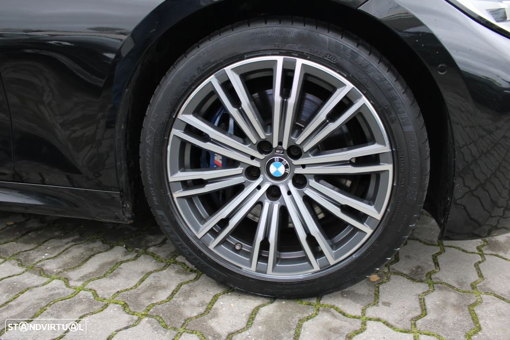 BMW 320 d Pack M Auto - 22
