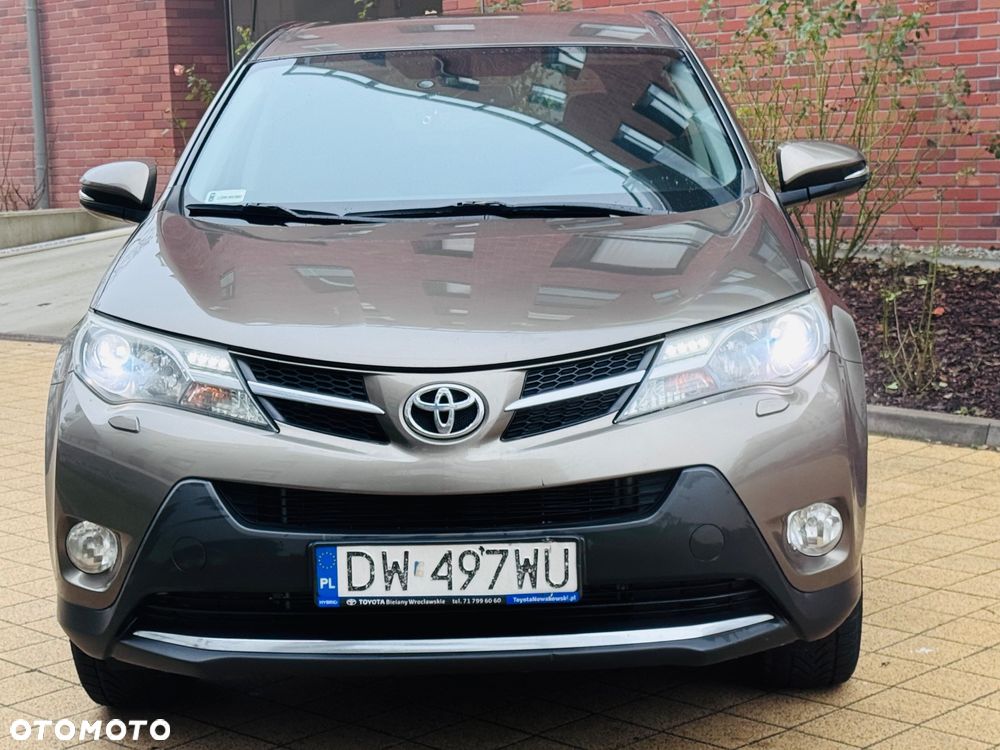 Toyota RAV4 2.0 D-4D Premium 4x2 - 2