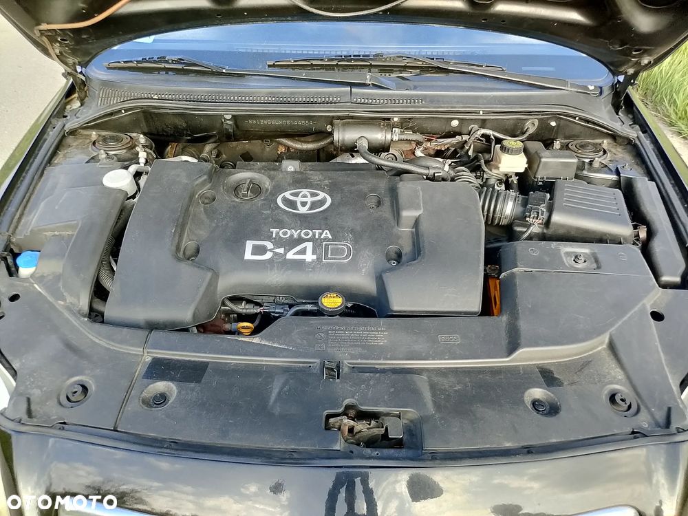 Toyota Avensis 2.0 D-4D Combi - 12