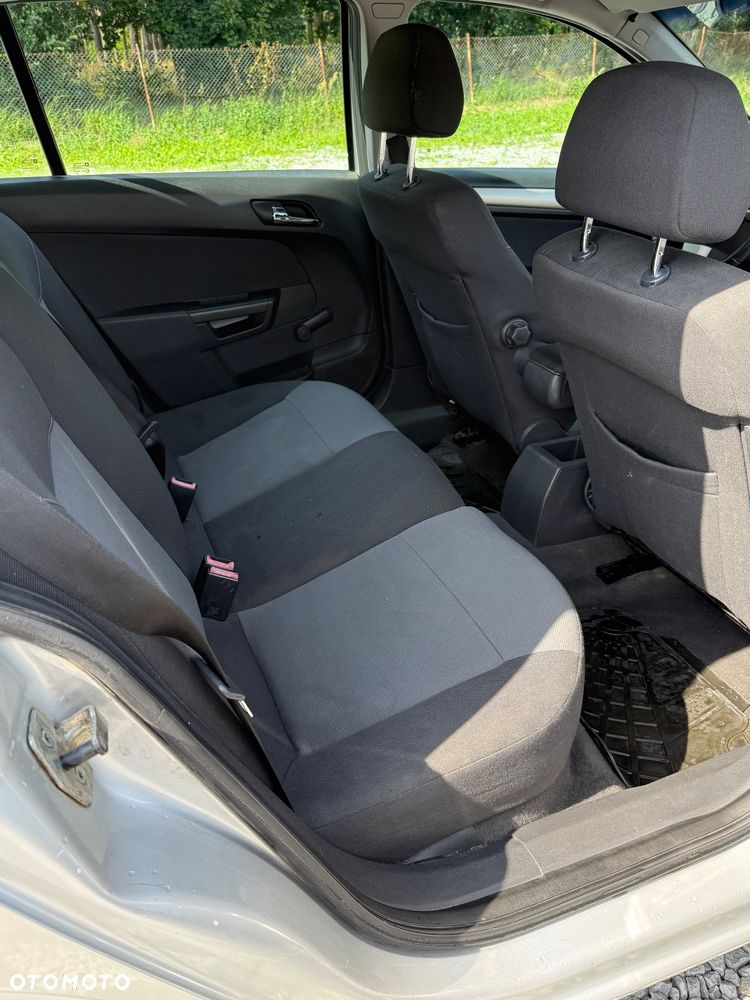 Opel Astra III 1.7 CDTI 111 - 7