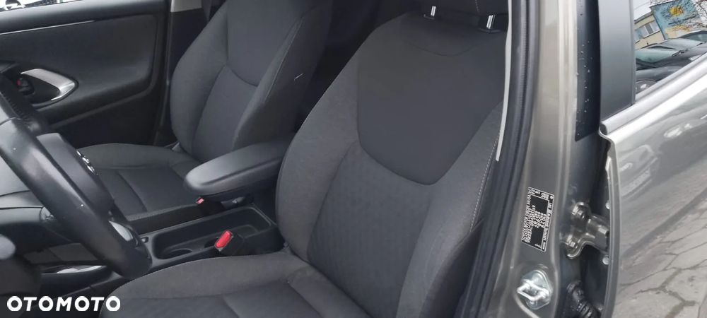 Toyota Yaris 1.33 VVT-i Multidrive S Executive - 22