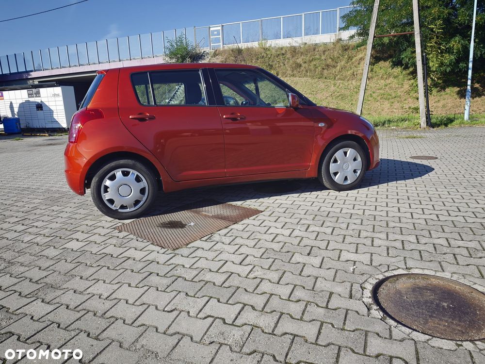 Suzuki Swift - 25