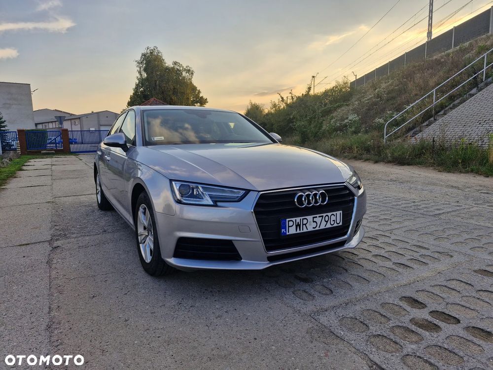 Audi A4 Limousine 2.0 TDI - 1