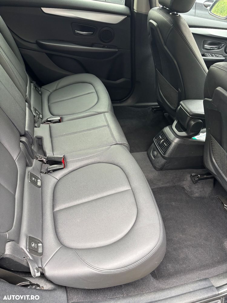 BMW Seria 2 218d Advantage - 7