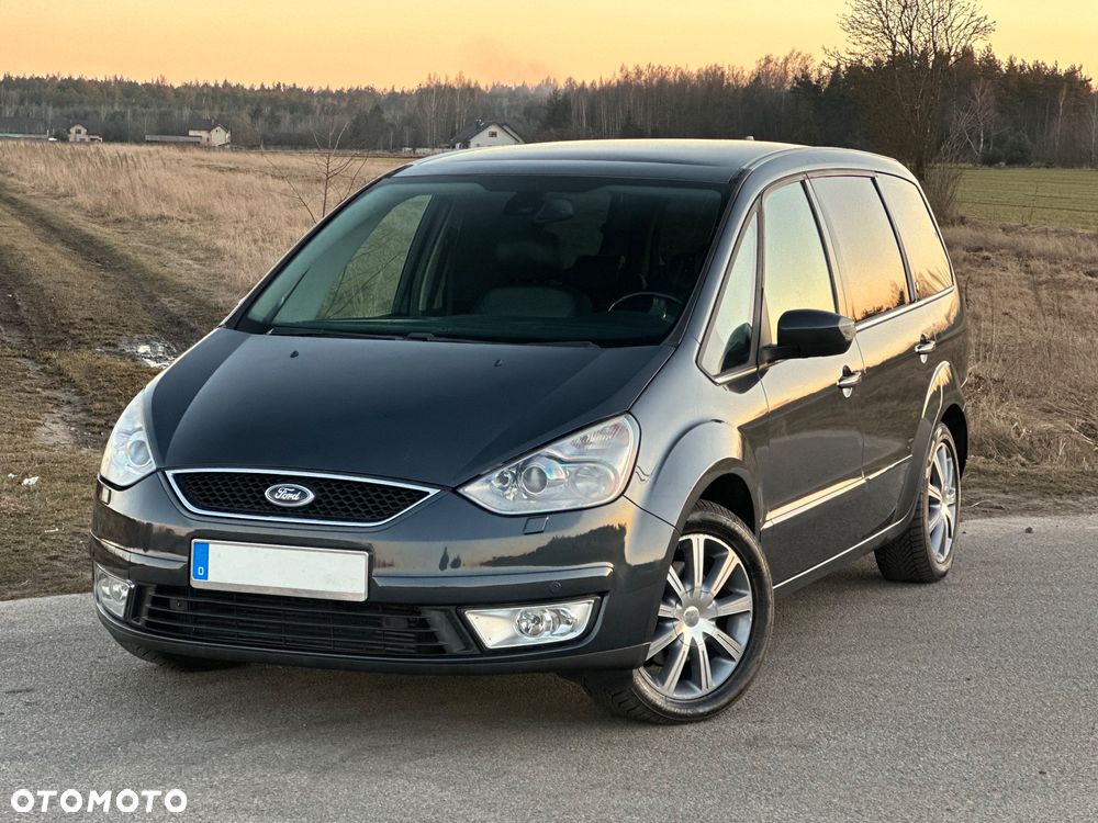 Ford Galaxy - 22