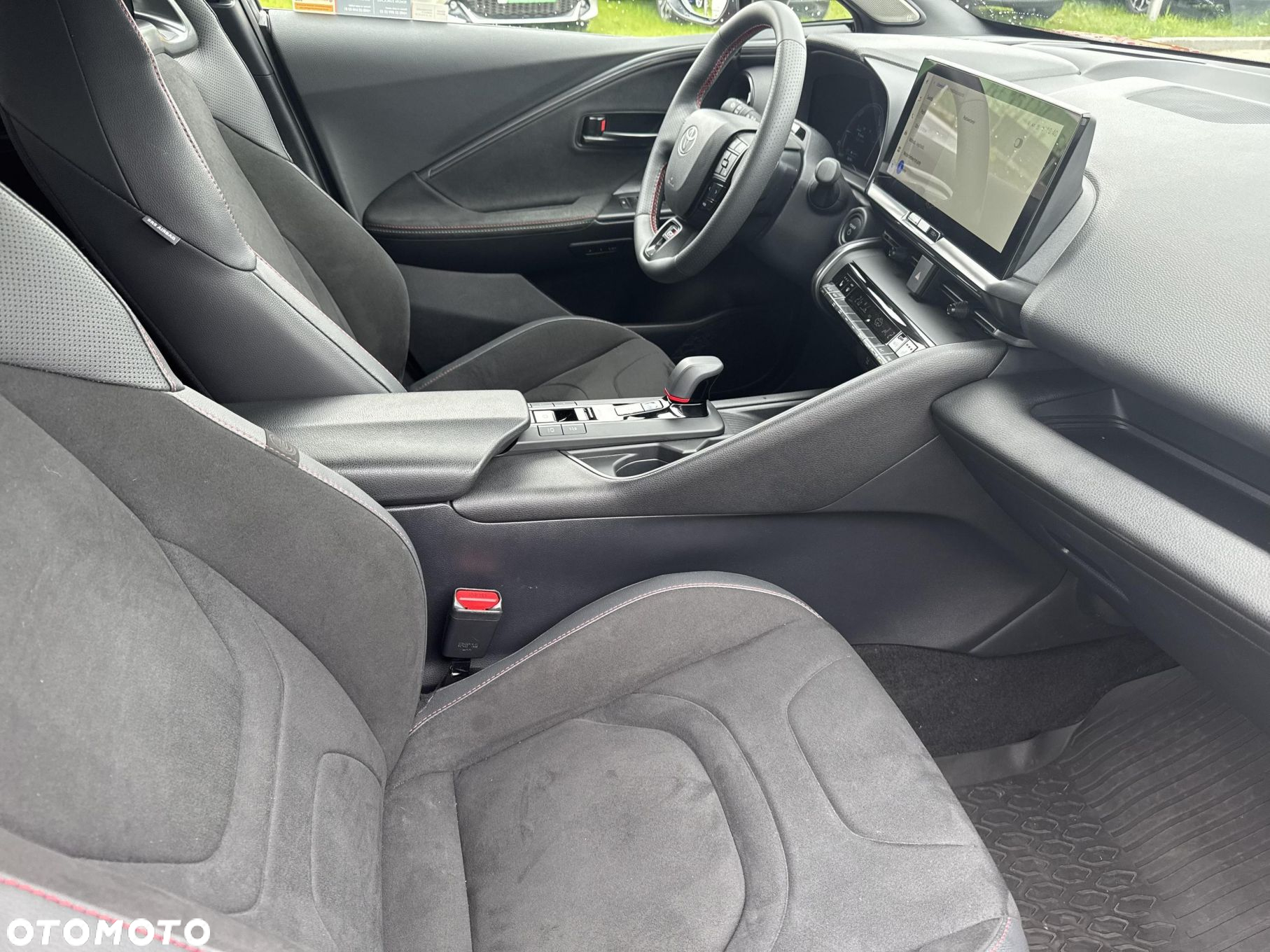 Toyota C-HR - 10