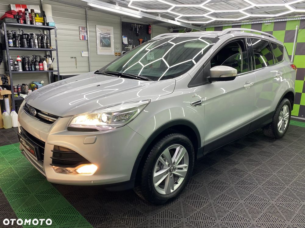 Ford Kuga 1.5 EcoBoost 4x4 Titanium - 1