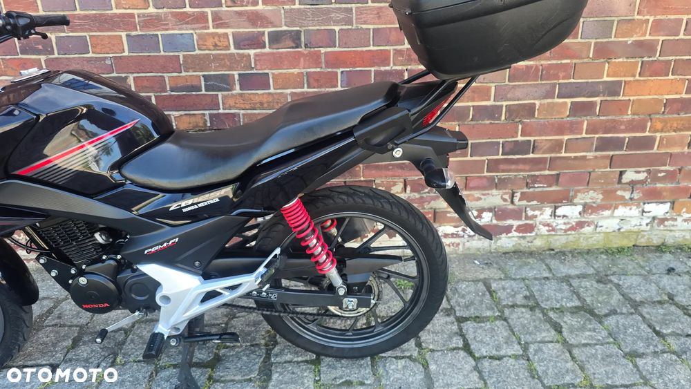 Honda CBF - 8