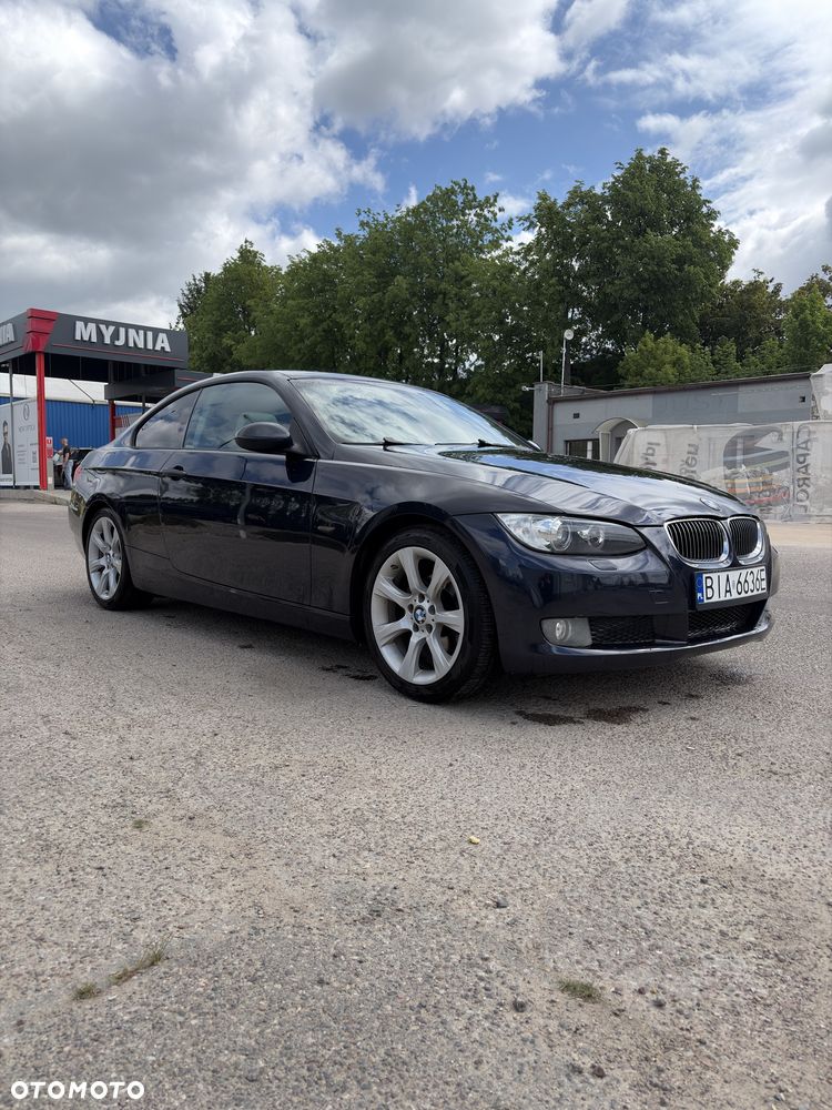 BMW 320I Coupe