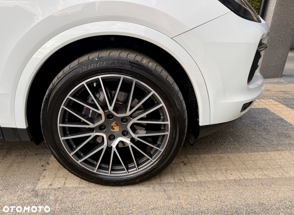 Porsche Cayenne Platinum Edition - 9