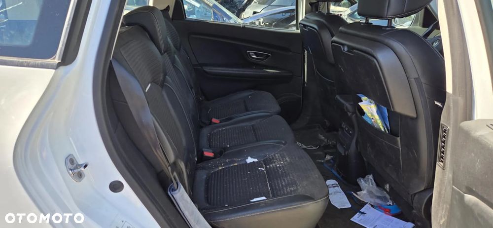 RENAULT GRAND SCENIC IV fotel prawy lewy środek I rząd tył - 1