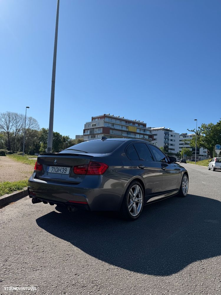BMW 318 d Pack M - 3