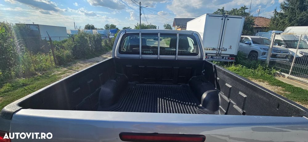 Toyota Hilux 4x4 Double Cab M/T Comfort - 11