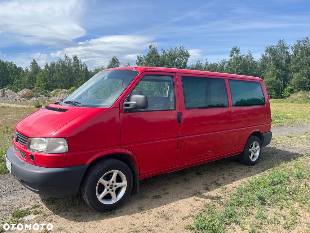 Volkswagen Caravelle - 2