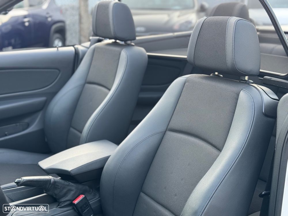 BMW 118 d Cabrio - 23