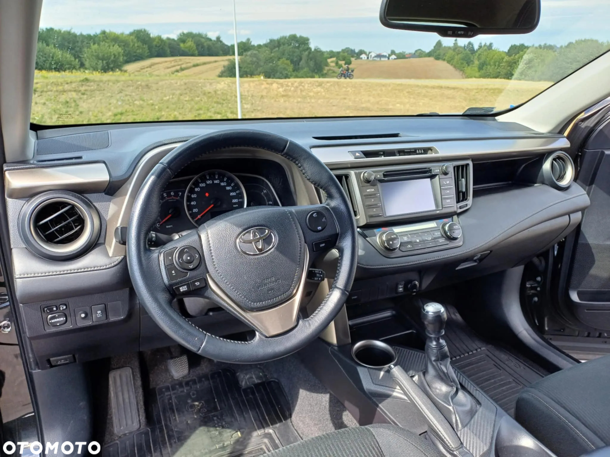 Toyota RAV4 2.0 D-4D Premium - 11
